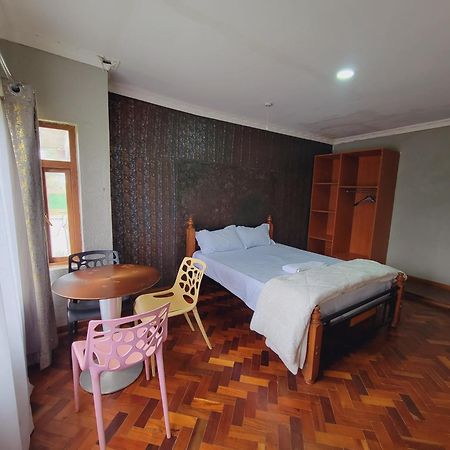 Plant House Hotell Ruiru Exteriör bild