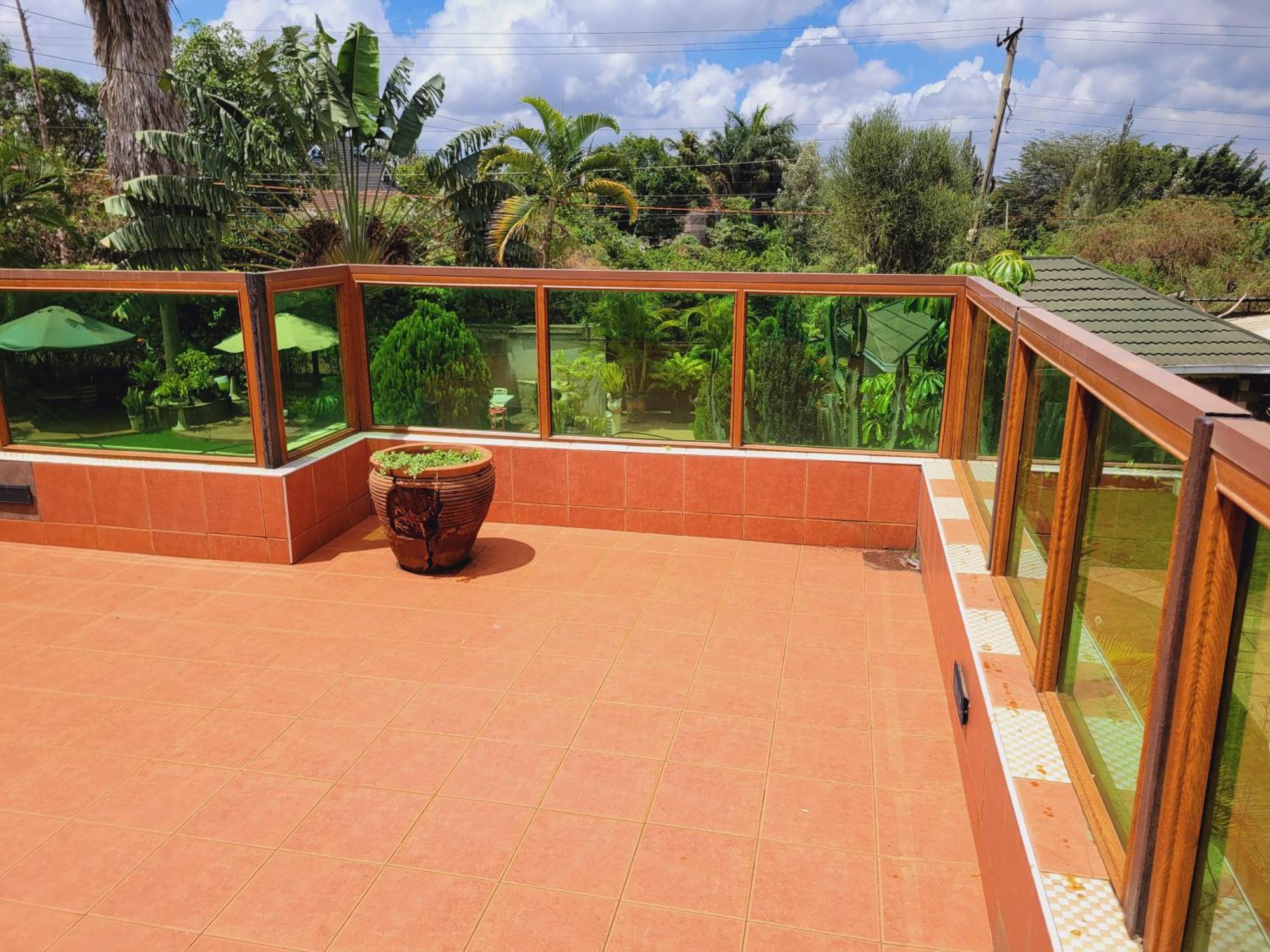 Plant House Hotell Ruiru Exteriör bild